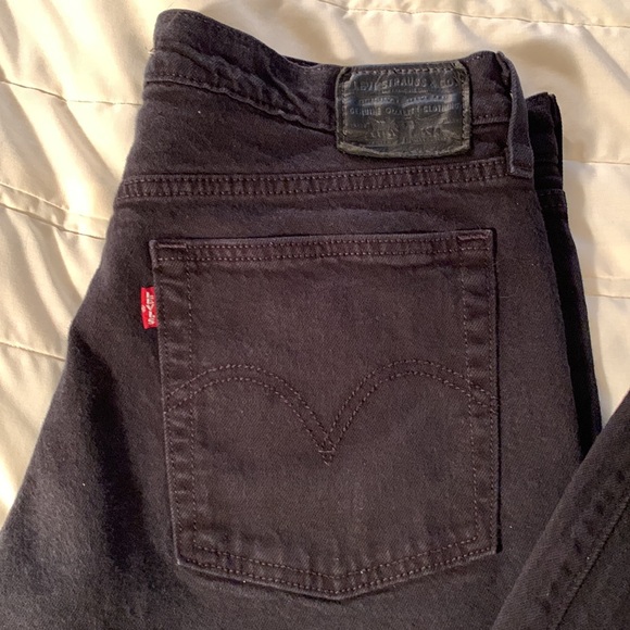 Levi’s Wedgie Fit Jeans in Black Desert Distressed Denim Size 30 - Picture 5 of 17